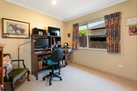 Photo of property in 43 Matene Place, Papamoa Beach, Papamoa, 3118