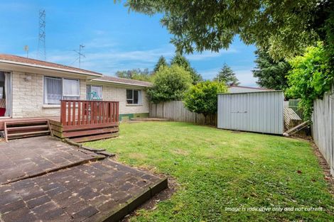 Photo of property in 2/15 Gloaming Place, Conifer Grove, Takanini, 2112