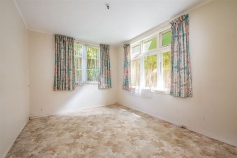 Photo of property in 46 Pekanga Road, Normandale, Lower Hutt, 5010