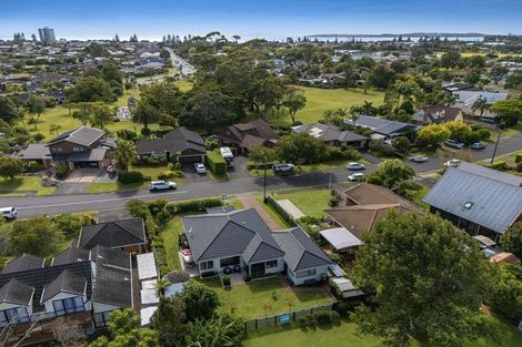 Photo of property in 75 Maygrove Drive, Orewa, 0931