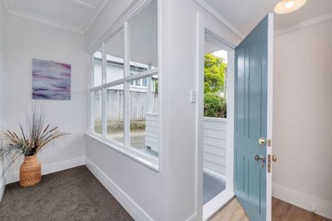 Photo of property in 21 Glendale Road, Glen Eden, Auckland, 0602