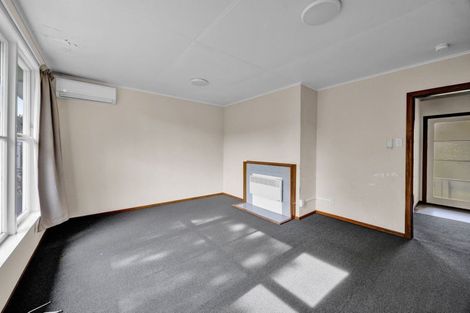 Photo of property in 12 Grenville Street, Marfell, New Plymouth, 4310