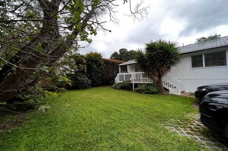 Photo of property in 1/9a Alfred Street, Northcote Point, Auckland, 0627