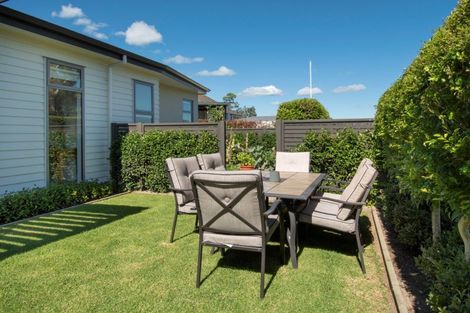 Photo of property in 5e Tui Glen, Omokoroa, 3114
