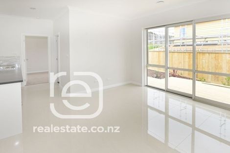 Photo of property in 68 Huntington Park Drive, Greenhithe, Auckland, 0632
