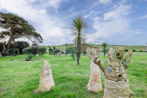 Photo of property in 11 Alcemene Lane, Baylys Beach, Dargaville, 0377