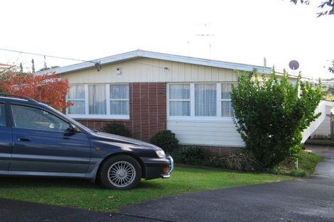 Photo of property in 2/11 Elizabeth Place, Mairangi Bay, Auckland, 0630