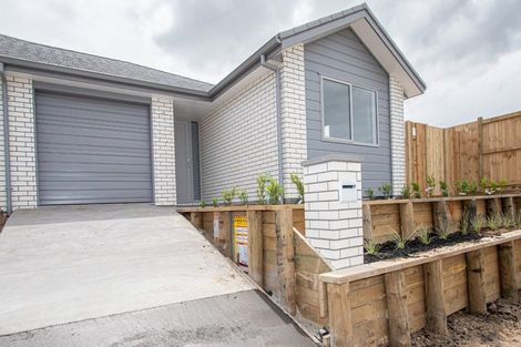 Photo of property in 2/12 Bostonkip Crescent, Fitzroy, Hamilton, 3282