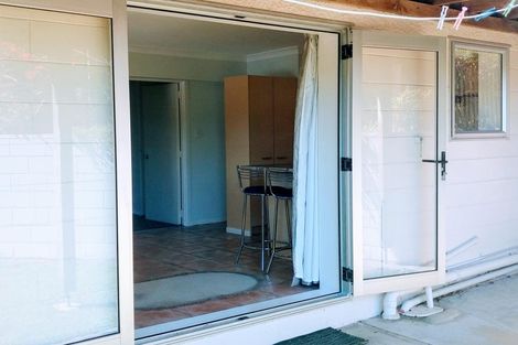 Photo of property in 5 Markham Place, Bucklands Beach, Auckland, 2012