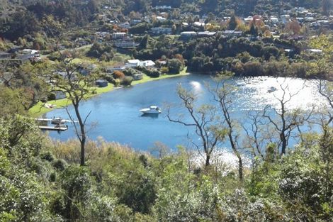 Photo of property in 21 Parawera Drive, Acacia Bay, Taupo, 3330