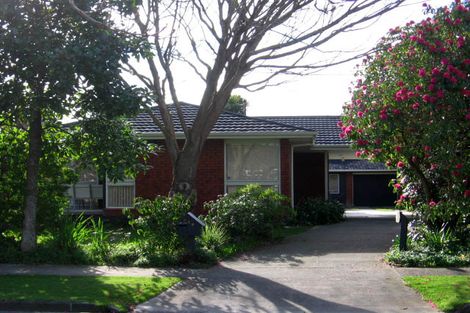 Photo of property in 12 Rakino Place, Awapuni, Palmerston North, 4412