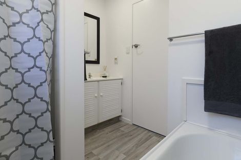 Photo of property in 99c Eighth Avenue, Tauranga, 3110