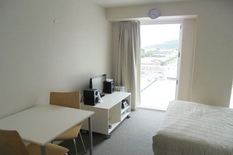 Photo of property in The Peak Apartments, 1001/170 Taranaki Street, Te Aro, Wellington, 6011