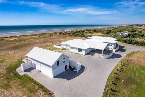 Photo of property in 87 Rutherford Drive, Waikanae Beach, Waikanae, 5036