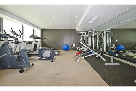 Photo of property in Halsey Apartments At Lighter Quay, 514/77 Halsey Street, Auckland Central, Auckland, 1010