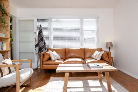 Photo of property in 4b Guthrie Road, Havelock North, 4130