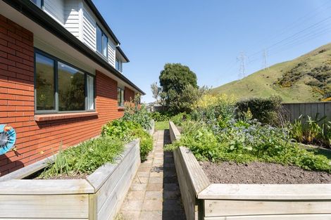 Photo of property in 17 Cheetwood Street, Churton Park, Wellington, 6037