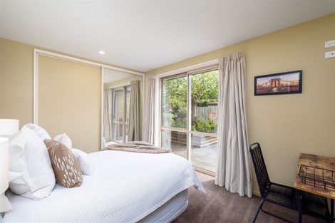 Photo of property in 8 Piper Lane, Beckenham, Christchurch, 8023