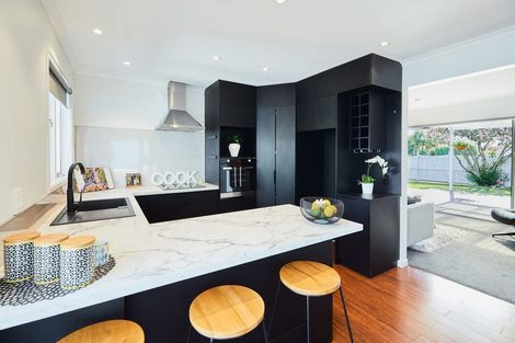 Photo of property in 1/22 Greerton Road, Gate Pa, Tauranga, 3112