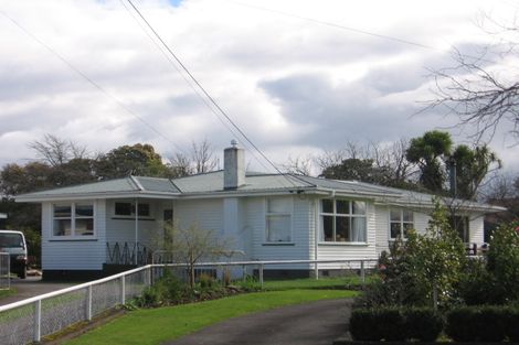 Photo of property in 37 Wavell Crescent, Lansdowne, Masterton, 5810