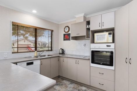 Photo of property in 3 Brackenburn Drive, Ohauiti, Tauranga, 3112