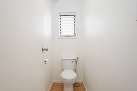 Photo of property in 30a Leo Street, Glen Eden, Auckland, 0602