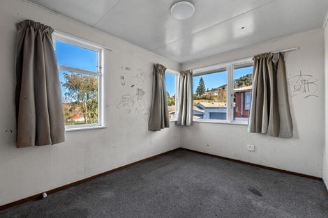 Photo of property in 56 Thomas Crescent, Western Heights, Rotorua, 3015
