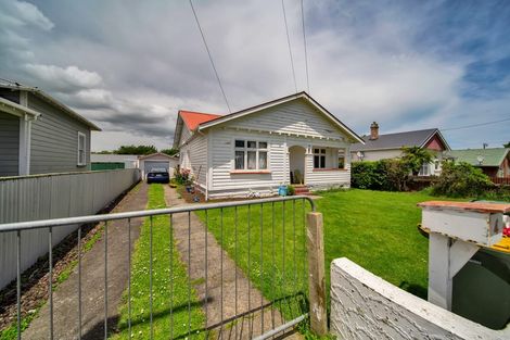 Photo of property in 4 George Street, Hawera, 4610