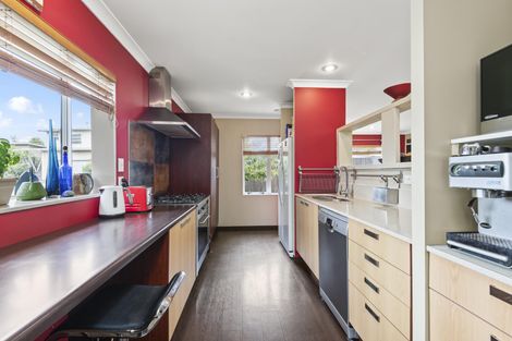 Photo of property in 40 Ruapehu Drive, Fitzherbert, Palmerston North, 4410