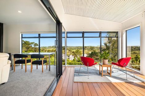 Photo of property in 143 Whangaparaoa Road, Red Beach, 0932