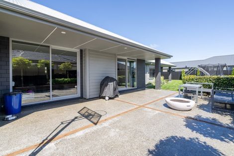 Photo of property in 25 Northside Drive, Waikiwi, Invercargill, 9810