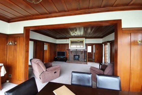 Photo of property in 83 Norwood Road, Bayswater, Auckland, 0622