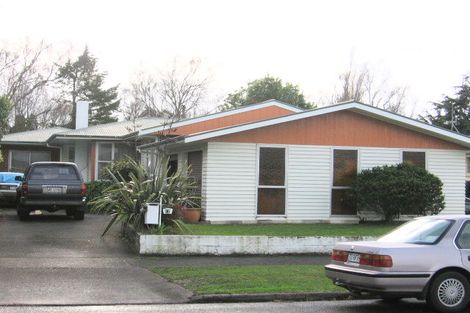 Photo of property in 17 Ruamahanga Crescent, Terrace End, Palmerston North, 4410
