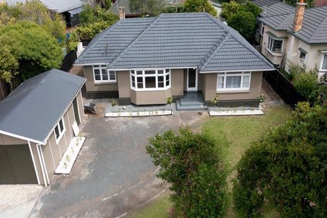 Photo of property in 92 Te Aroha Street, Hamilton East, Hamilton, 3216