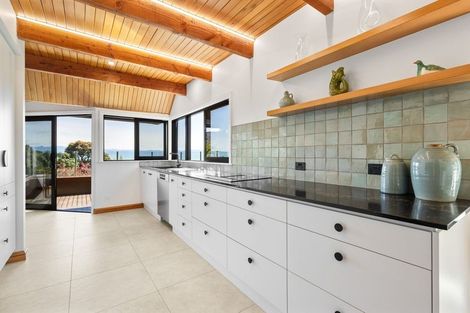 Photo of property in 2 The Cliffs, Britannia Heights, Nelson, 7010