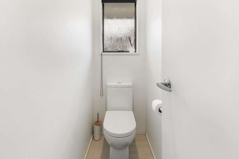 Photo of property in 18 Nettlingham Place, Te Puke, 3119