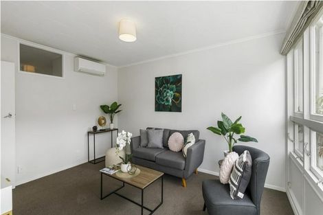 Photo of property in 24a Deller Grove, Silverstream, Upper Hutt, 5019