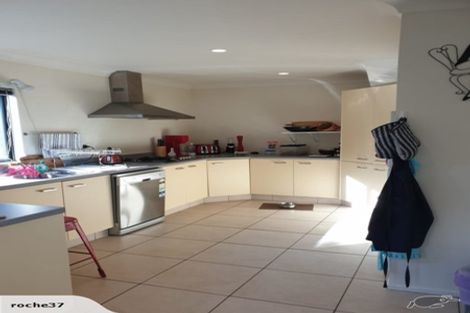 Photo of property in 108b Westchester Drive, Churton Park, Wellington, 6037