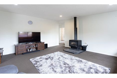 Photo of property in 6 King Street, Doyleston, 7682