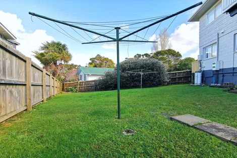Photo of property in 2/38b Manuka Road, Glenfield, Auckland, 0629