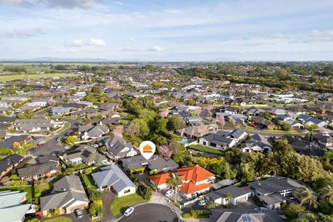 Photo of property in 15 Azure Place, Huntington, Hamilton, 3210