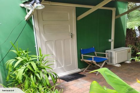 Photo of property in 16 Glencoe Road, Browns Bay, Auckland, 0630