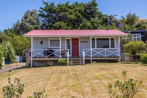Photo of property in 24 Whangaimoana Beach Road, Whangaimoana, Featherston, 5772