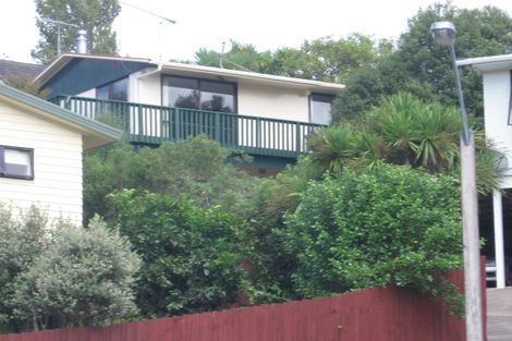 Photo of property in 2/19 Randal Place, Bayview, Auckland, 0629