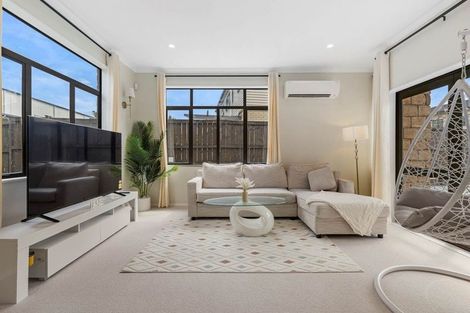 Photo of property in 17 Derg Place, East Tamaki, Auckland, 2013