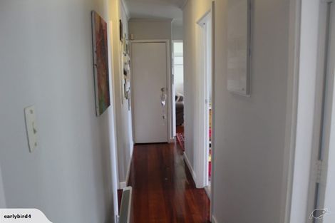 Photo of property in 6 Henslowe Place, Glen Innes, Auckland, 1072