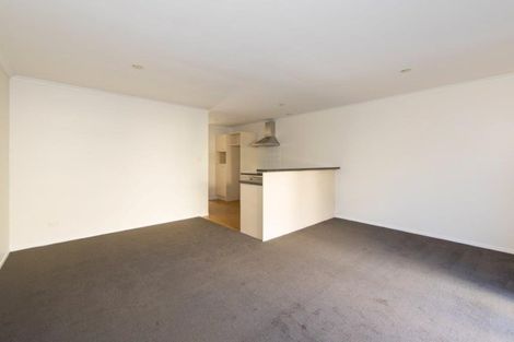 Photo of property in 3/17 Harbour View Road, Te Atatu Peninsula, Auckland, 0610