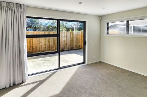 Photo of property in 7/31 Wainuiomata Road, Wainuiomata, Lower Hutt, 5014