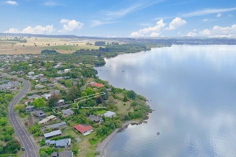 Photo of property in 28 Te Kopua Street, Acacia Bay, Taupo, 3330