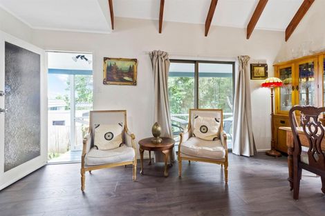 Photo of property in 2/35 Moore Street, Hillcrest, Auckland, 0627